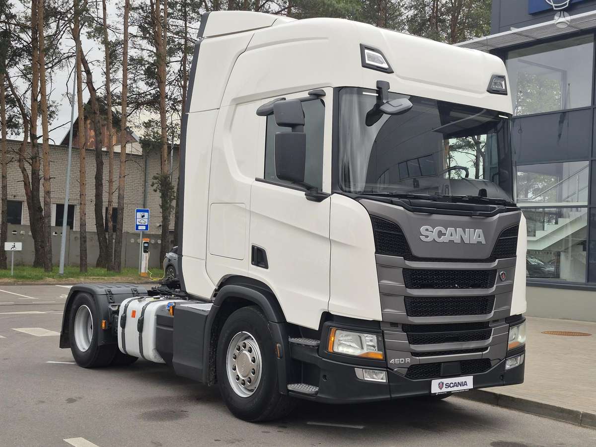 Scania R 460 A4x2NA, double sleeper