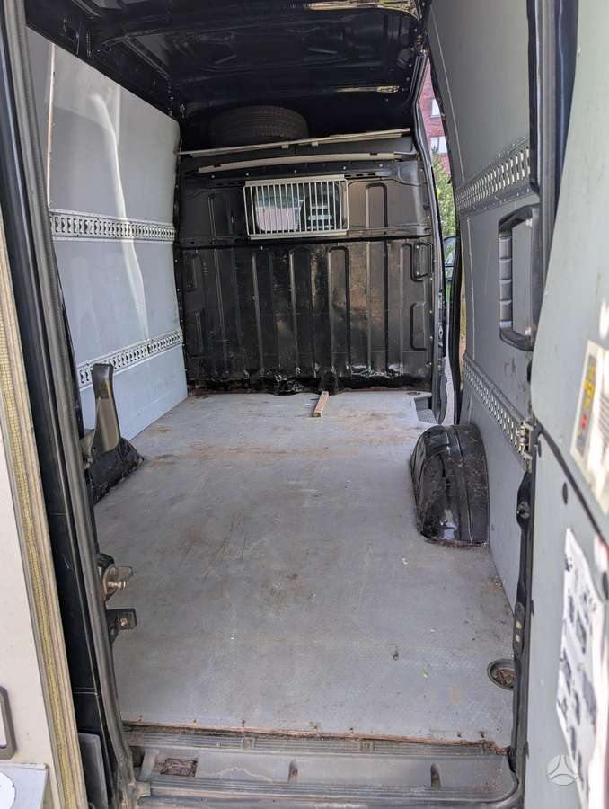 Iveco Daily, 2.3 l., cargo van