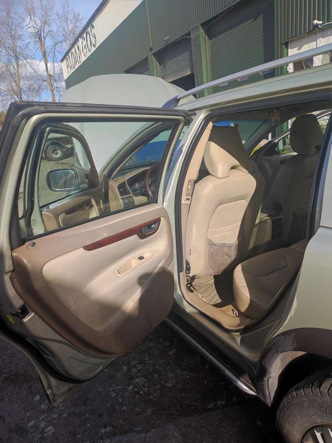 Volvo XC70, 2.4 l., Универсал
