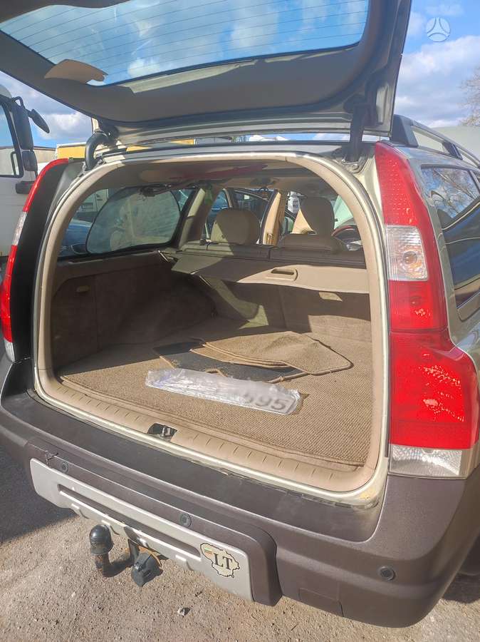 Volvo XC70, 2.4 l., Универсал