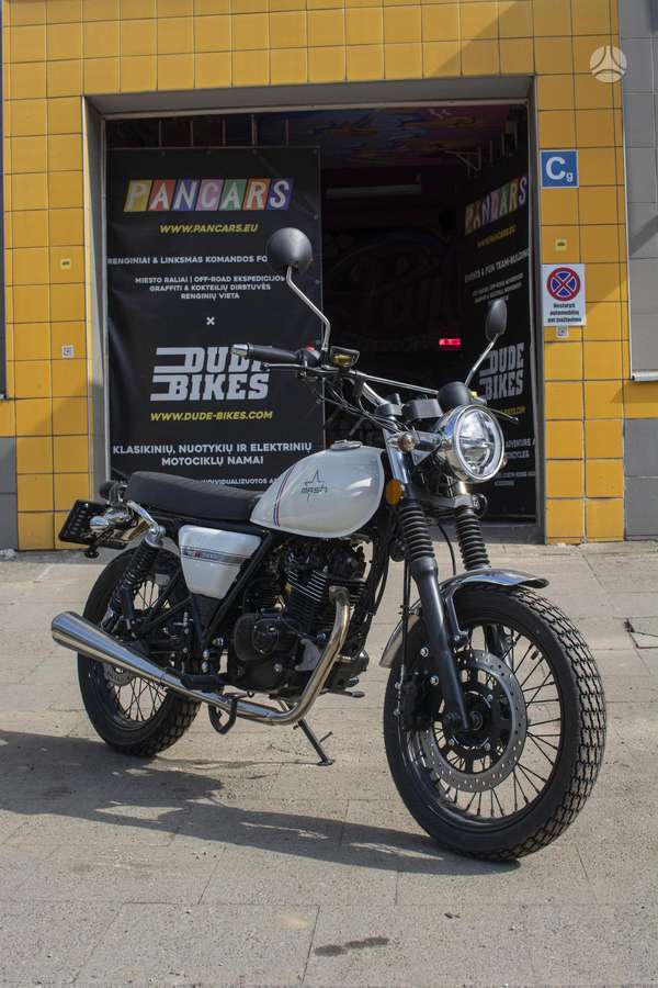 Mash Seventy 125cc, street / klasikiniai
