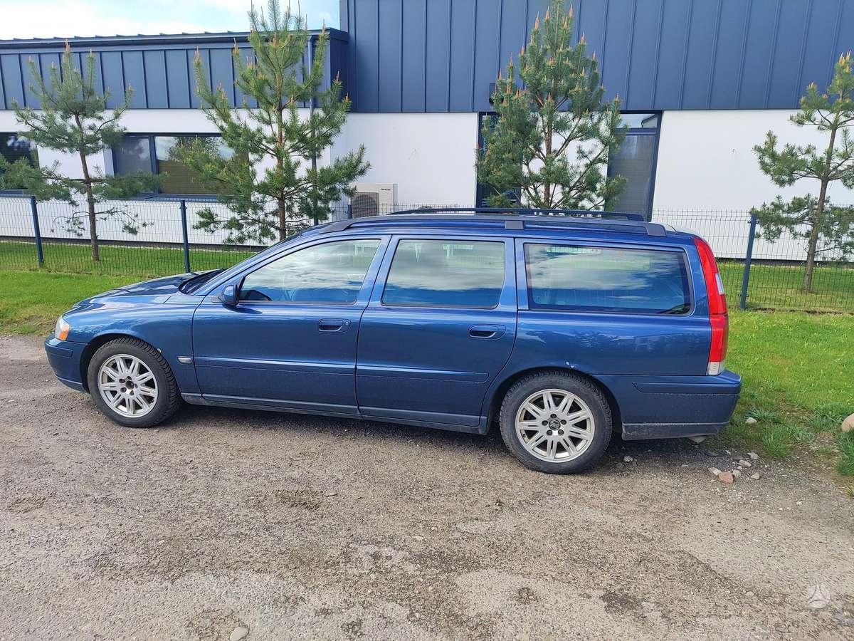 Volvo V70, 2.4 l., universalas