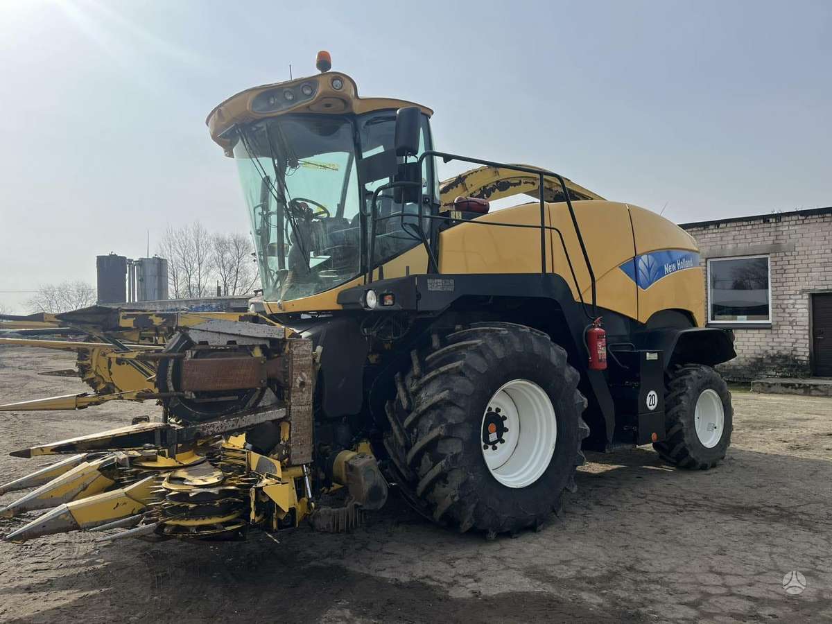 New Holland FR9040, самоходные измельчители