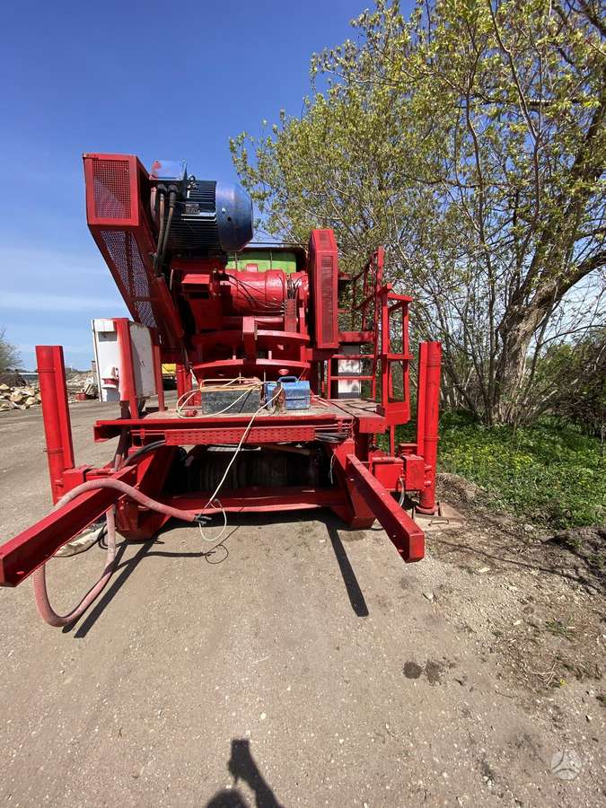 -Kita- BMD RA/900, stone crusher