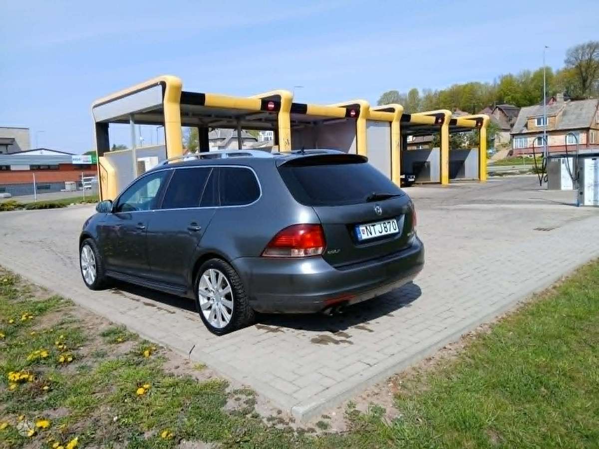 Volkswagen Golf, 2.0 l., universalas