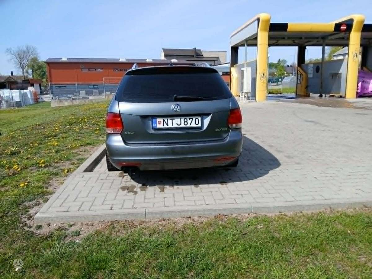 Volkswagen Golf, 2.0 l., universalas
