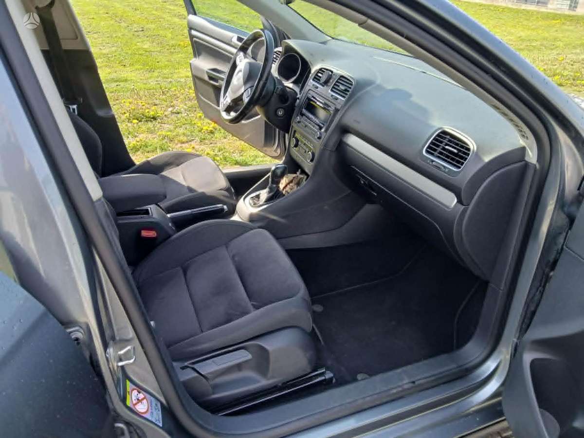 Volkswagen Golf, 2.0 l., universalas