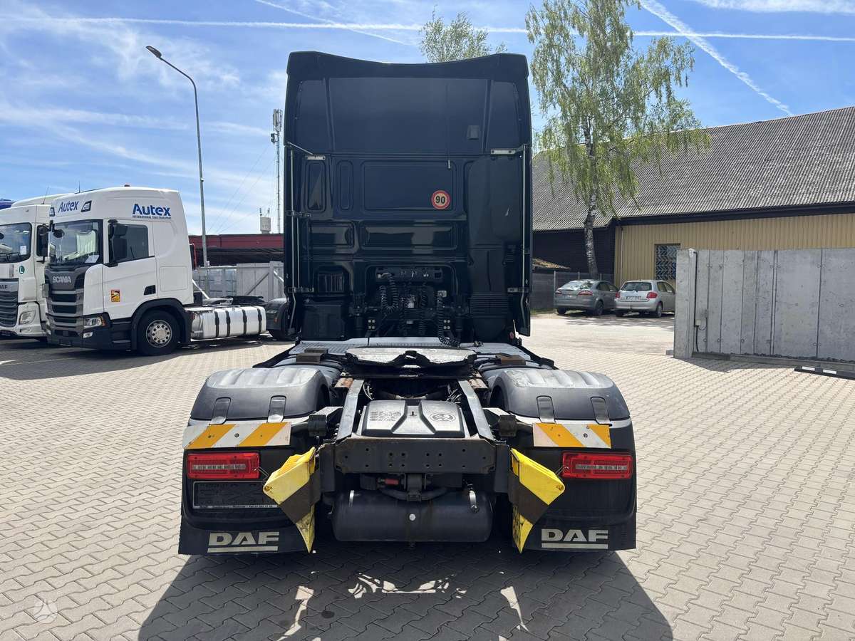 DAF XF 106.510 FT, double sleeper