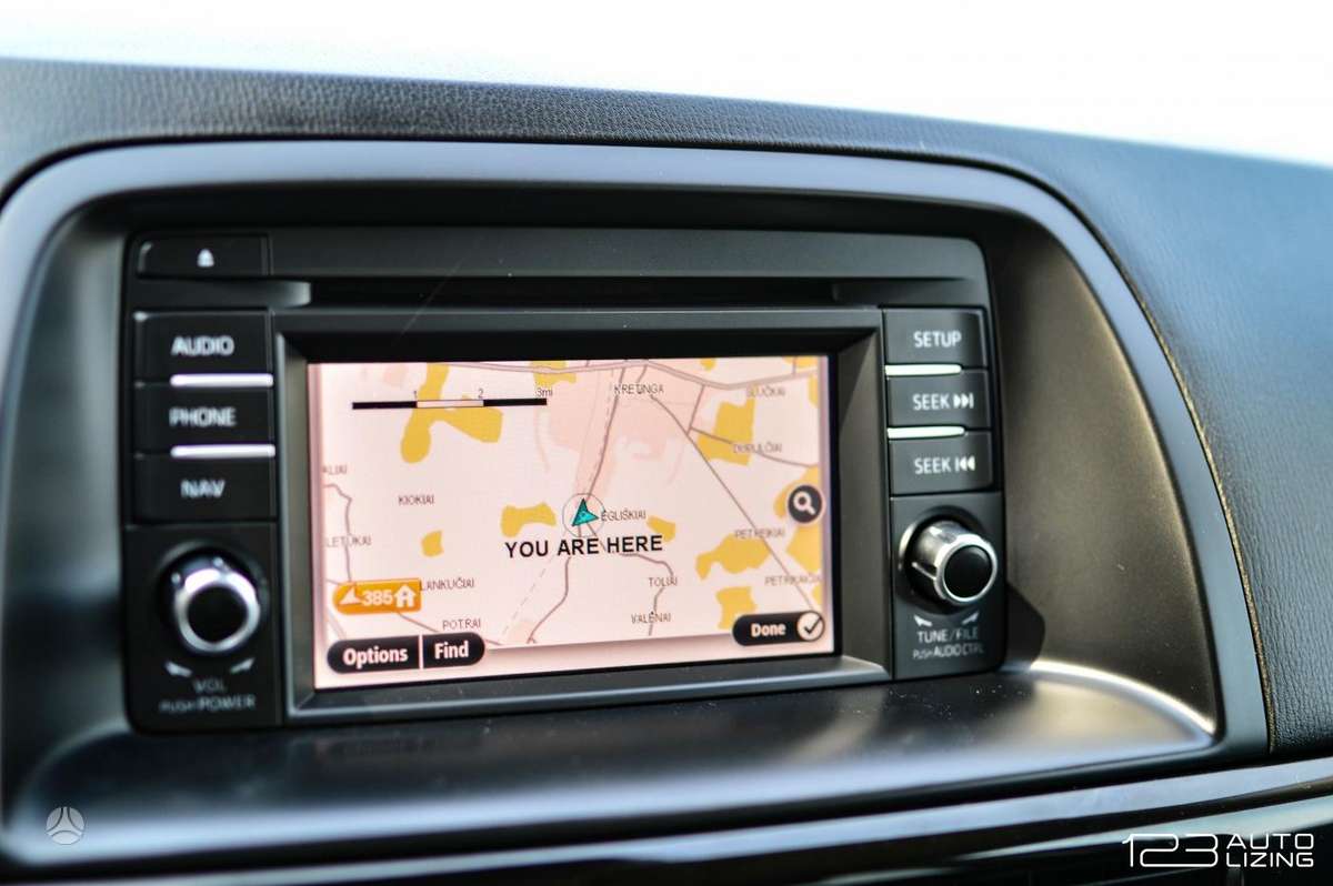 Mazda CX-5, 2.2 l., off-road / crossover