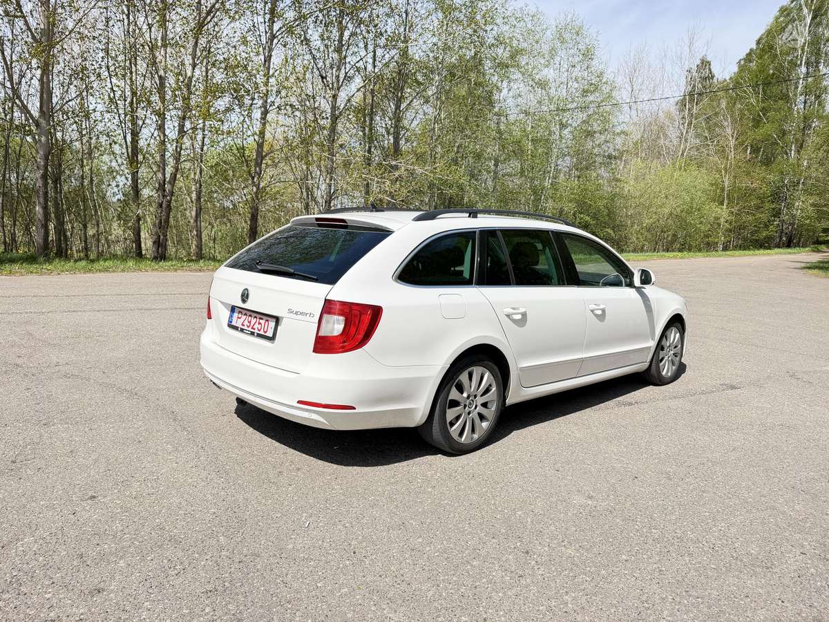 Skoda Superb, 2.0 l., Универсал