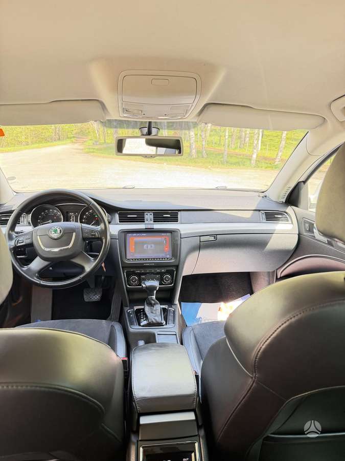 Skoda Superb, 2.0 l., Универсал