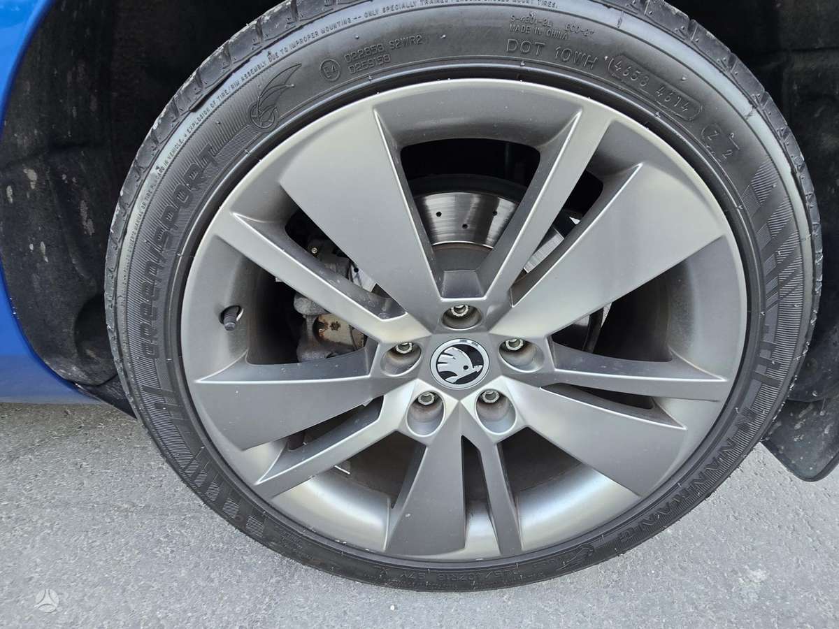 Skoda Superb, 2.0 l., Универсал