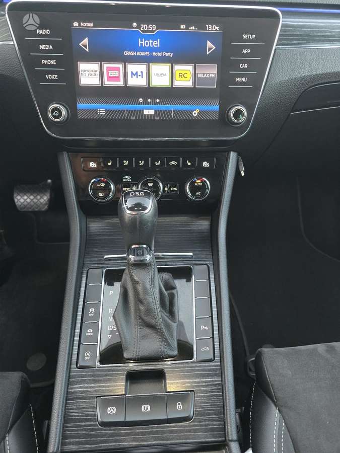Skoda Superb, 2.0 l., wagon