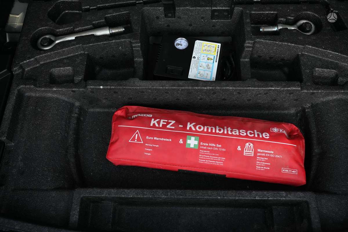 Mazda 6, 2.2 l., wagon