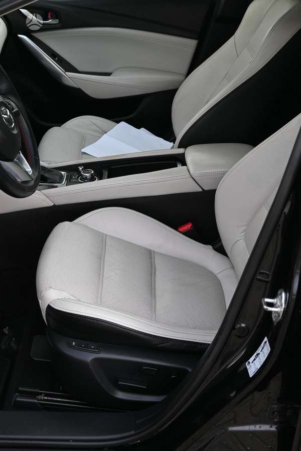 Mazda 6, 2.2 l., wagon