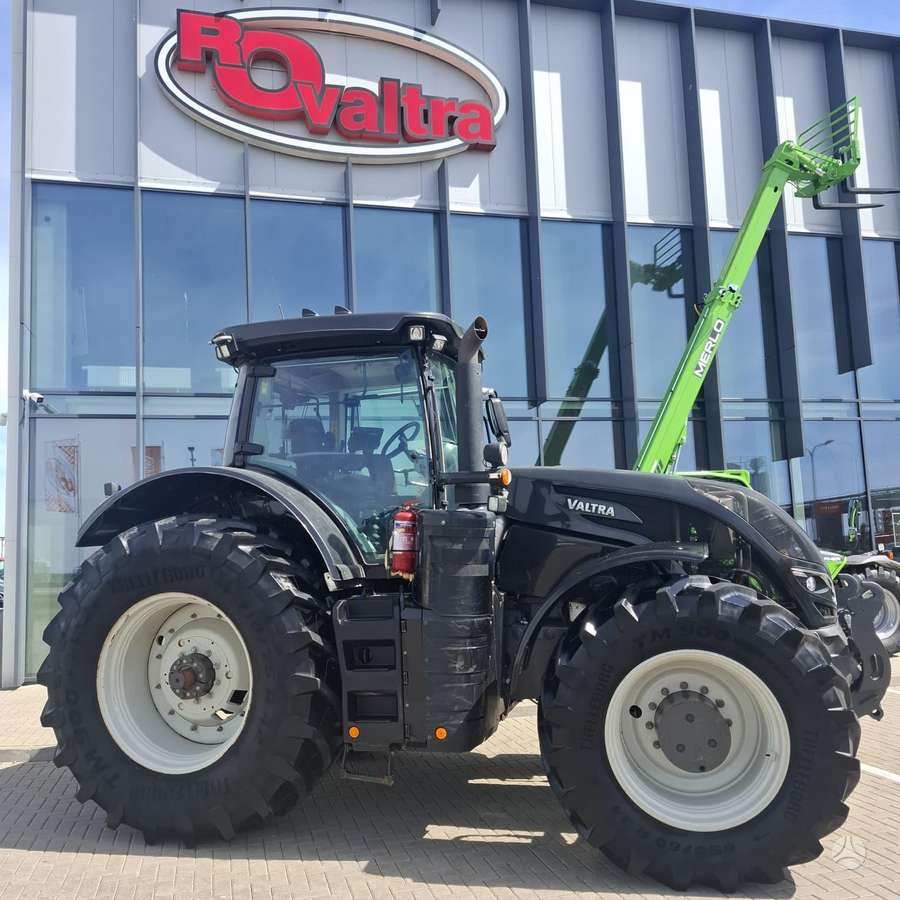 Valtra S374, traktoriai