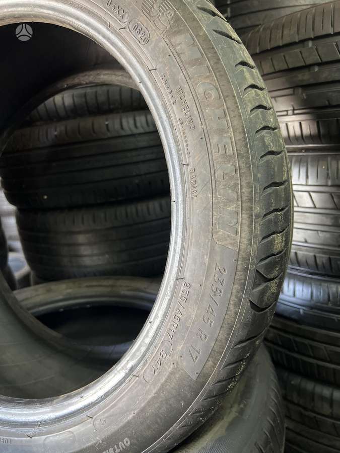 Michelin Primacy 4, летние 235/45 R17