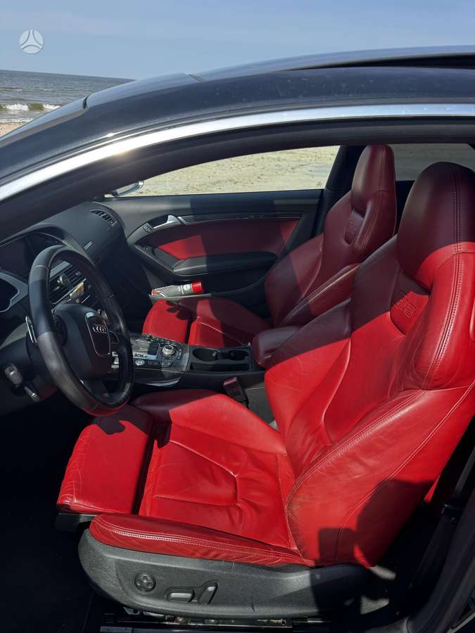Audi S5, 4.2 l., coupe