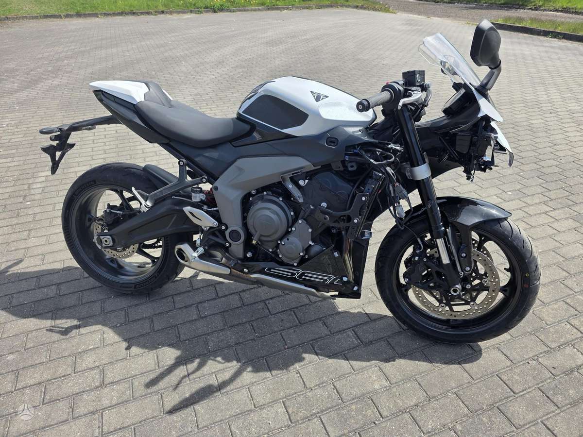 Triumph Daytona 660cc, superbikes