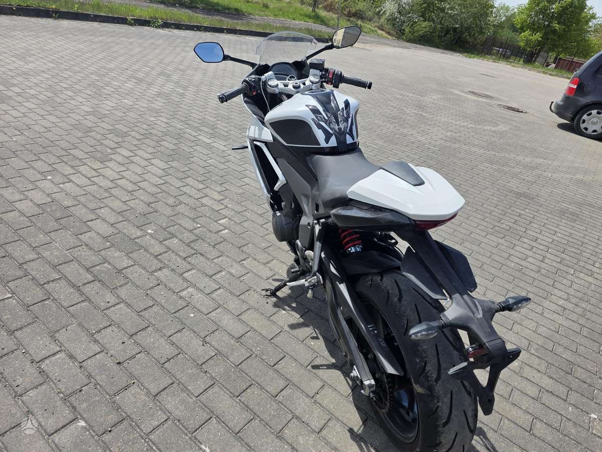 Triumph Daytona 660cc, superbikes
