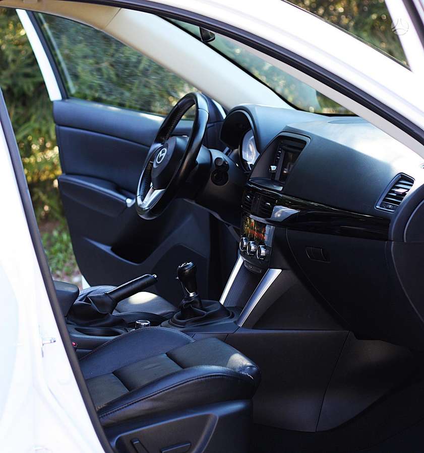 Mazda CX-5, 2.2 l., Внедорожник / Кроссовер