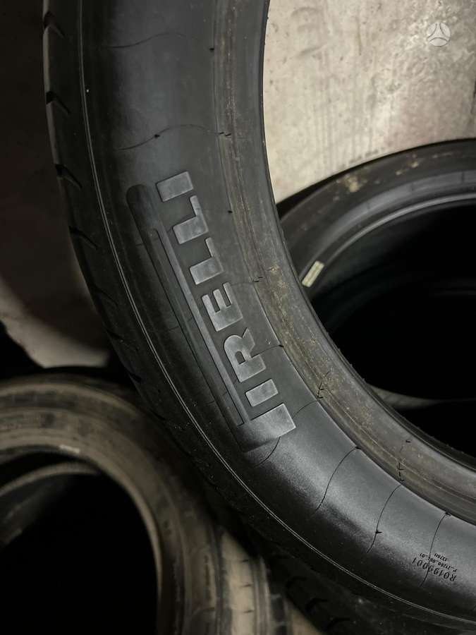Pirelli P ZERO, summer 235/50 R19
