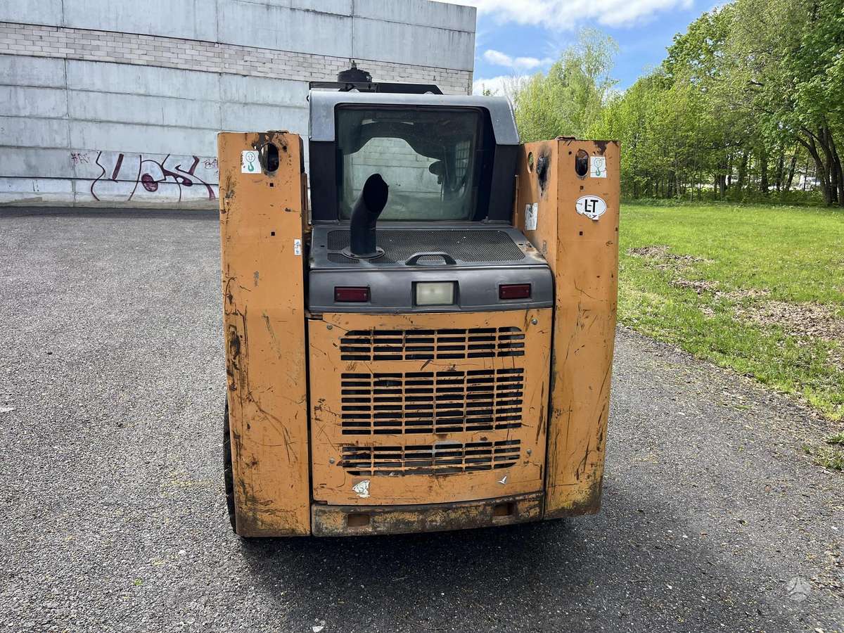 Case 60XT, mini krautuvai