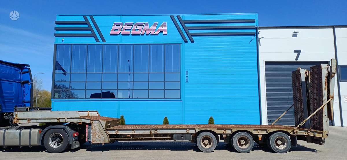 -Kita- Castera 3SS34T, flatbed