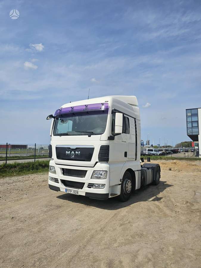 MAN TGX 18.480, double sleeper