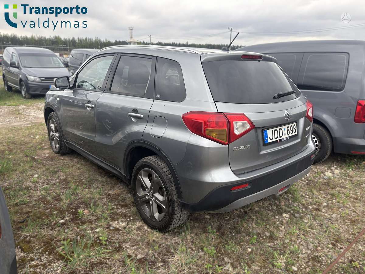 Suzuki Vitara, 1.6 l., off-road / crossover