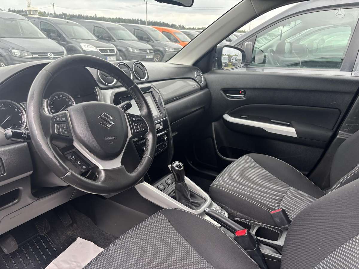Suzuki Vitara - 7
