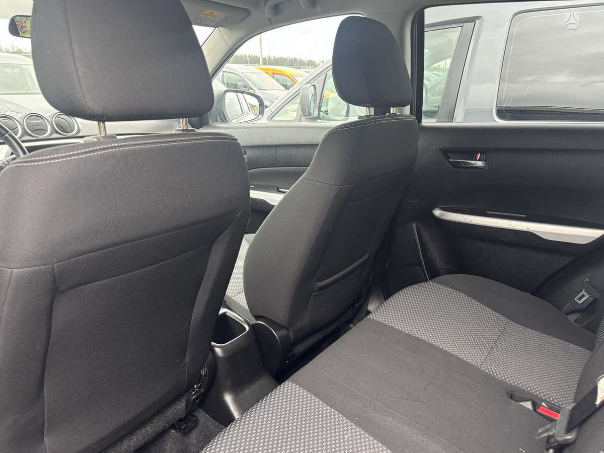 Suzuki Vitara - 10