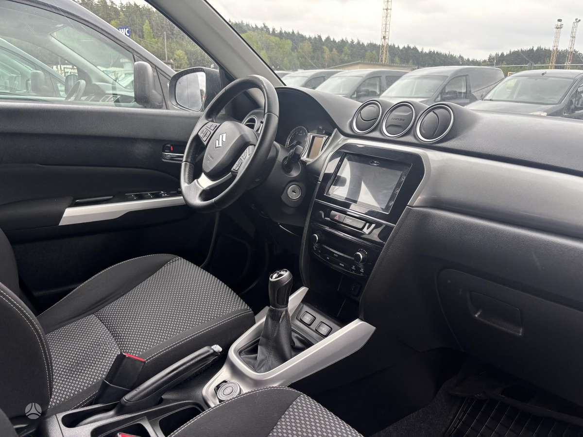 Suzuki Vitara - 9