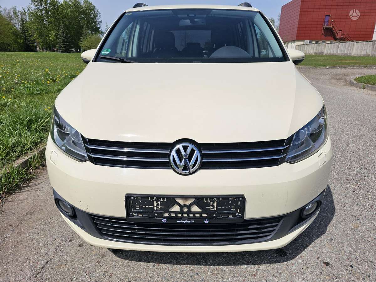 Volkswagen Touran - 2