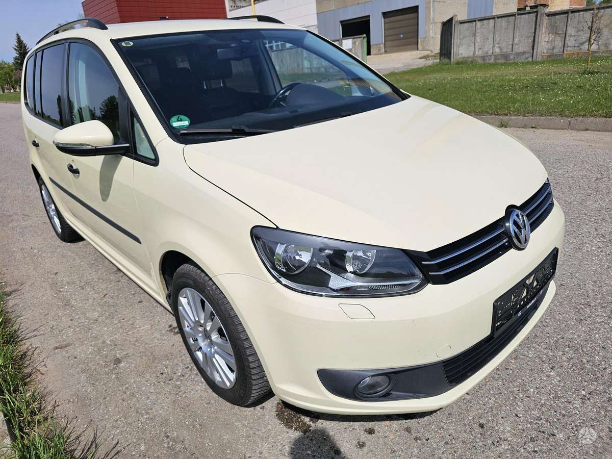 Volkswagen Touran - 3