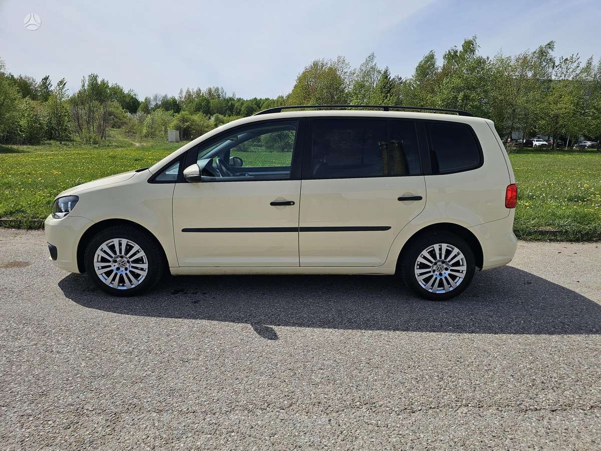 Volkswagen Touran - 6