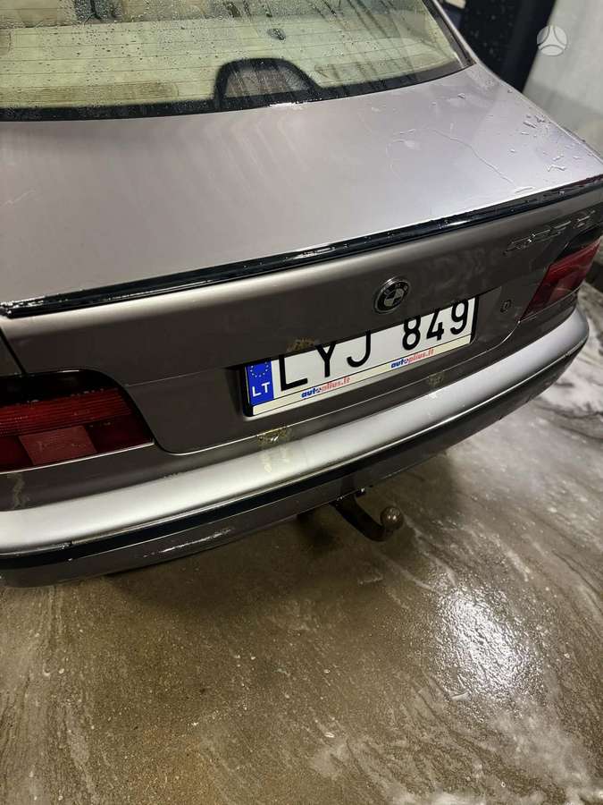 BMW 525, 2.5 l., Седан