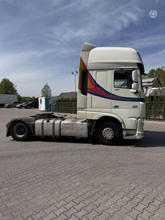 DAF XF 460, double sleeper