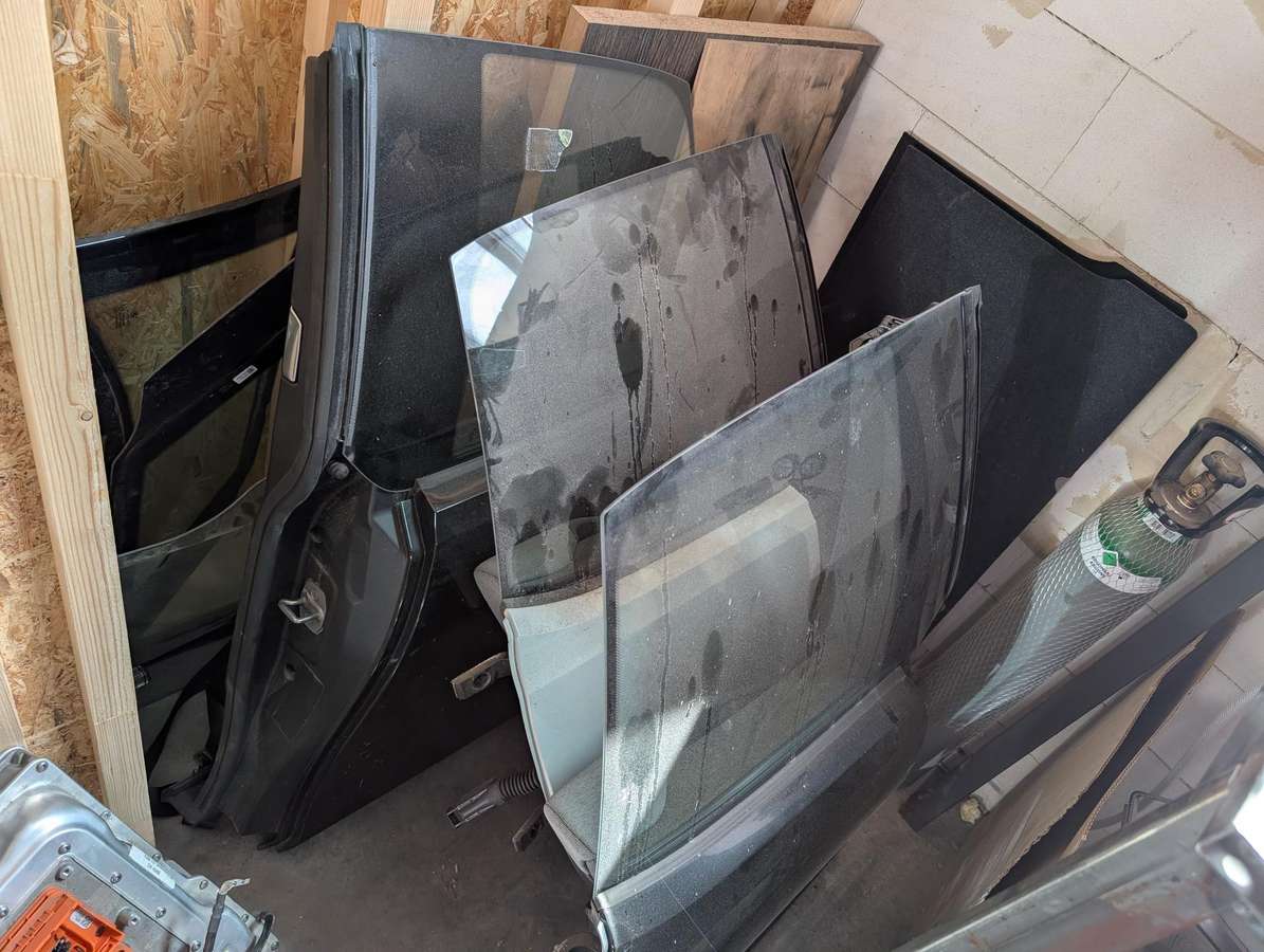 BMW i3 kėbulo dalys