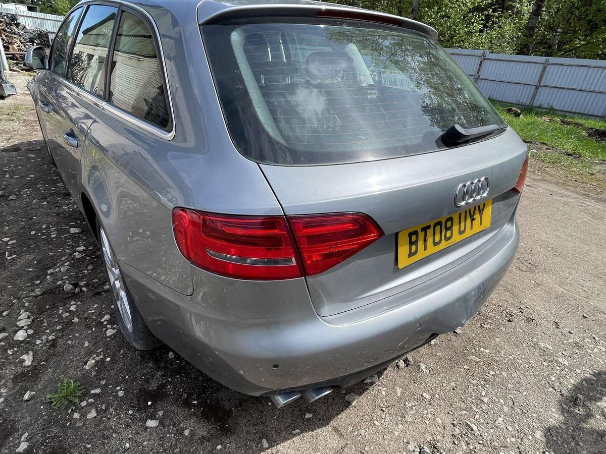 Audi A4 rezerves daļās