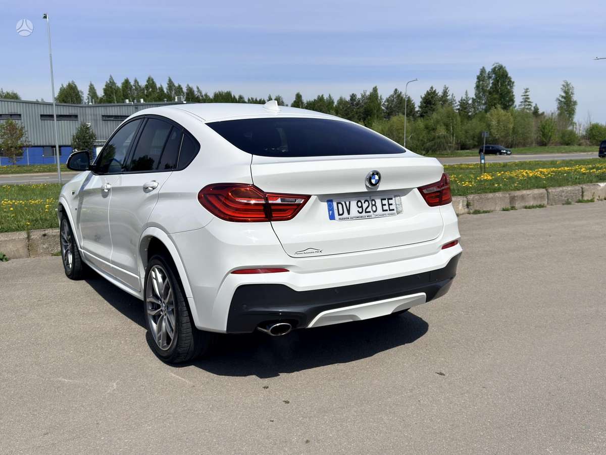 BMW X4, 2.0 l., off-road / crossover