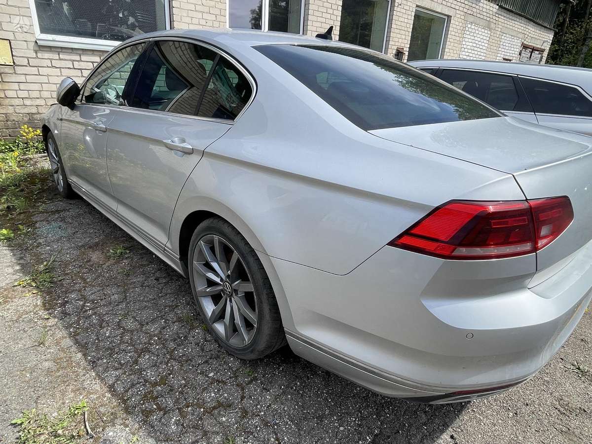 Volkswagen Passat по частям