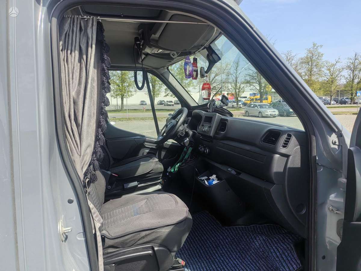 Renault Master, бортовые с тентом