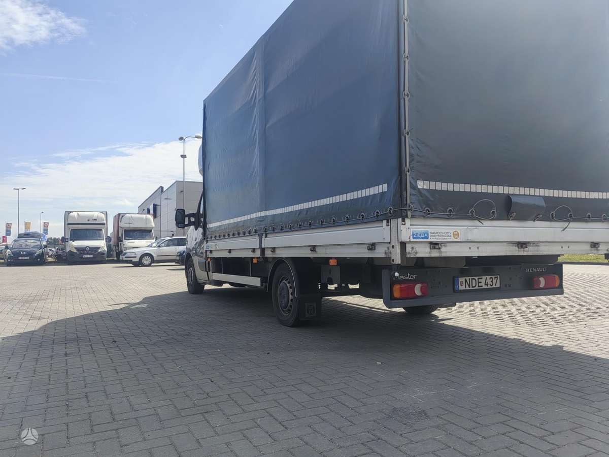 Renault Master, bortiniai su tentu