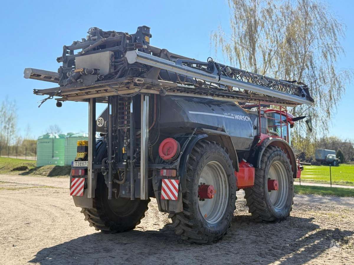 Horsch LEEB PT280, self-propelled sprayers