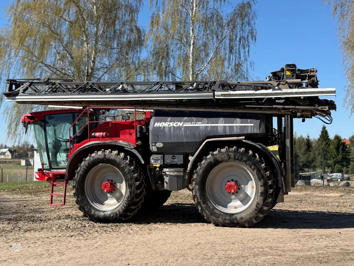 Horsch LEEB PT280, self-propelled sprayers