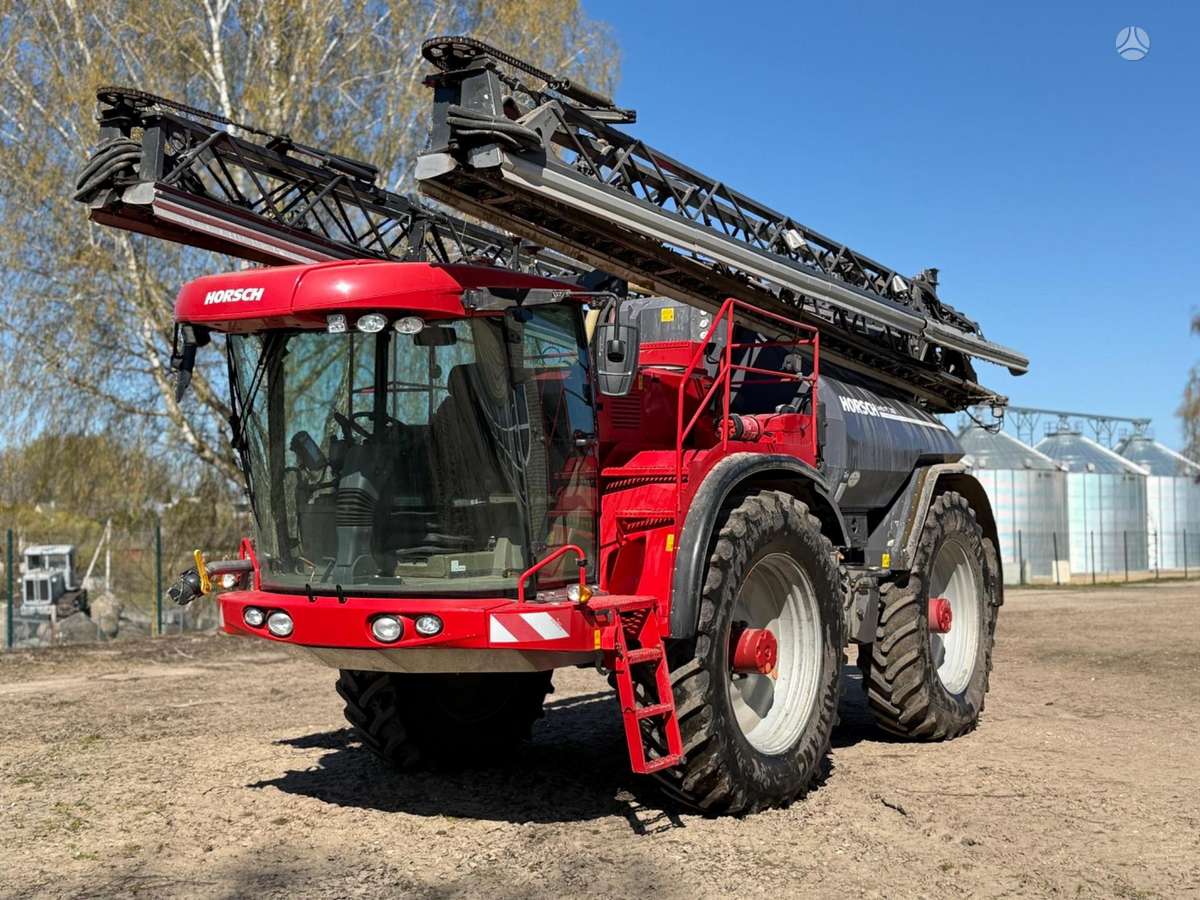 Horsch LEEB PT280, self-propelled sprayers