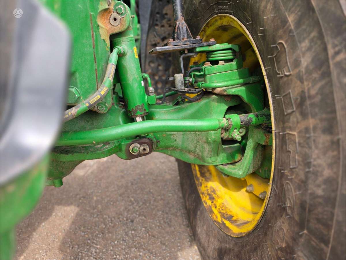John Deere 7230R, traktoriai