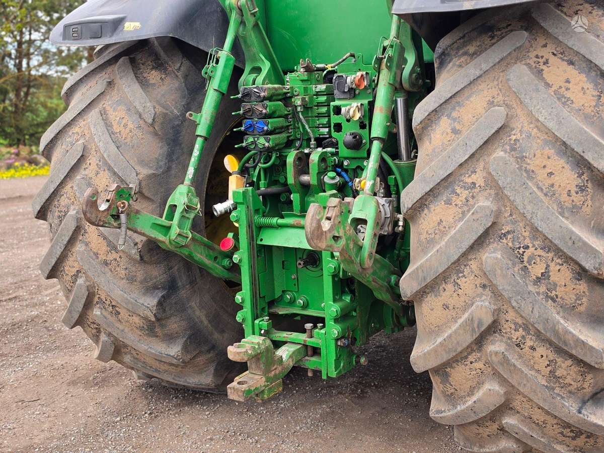 John Deere 7230R, тракторы
