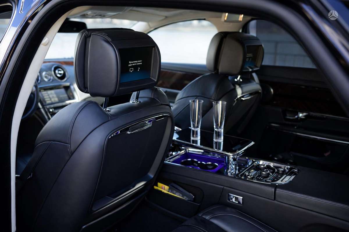 Jaguar XJ, 3.0 l., Седан
